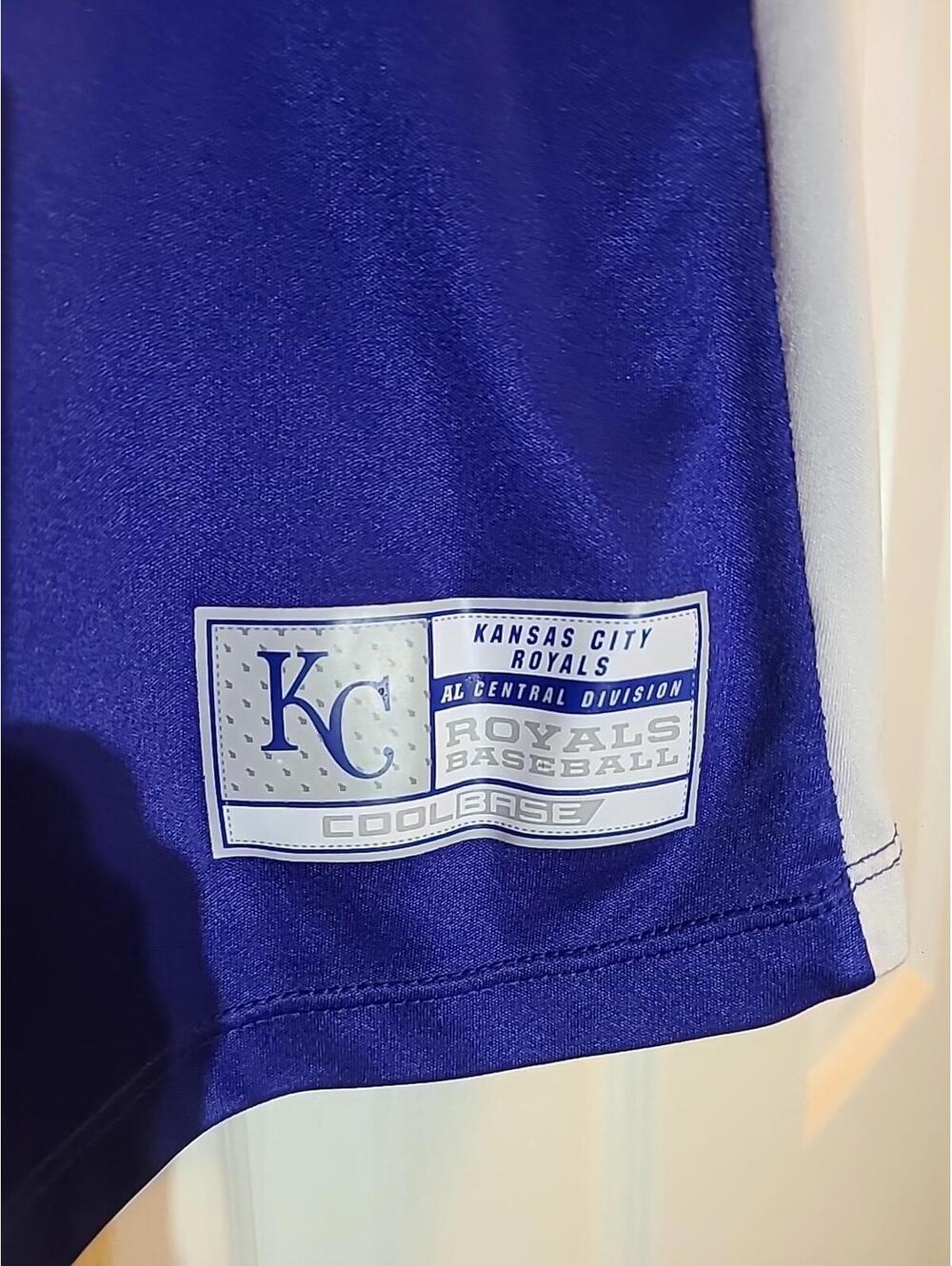 Majestic Fan Fashion Cool Base Womens Kansas City Royals Baseball Shirt 2XL - Picture 2 of 9